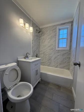 $1,800 | 154 Virginia Avenue, Unit B, Bridgeport, CT 06610