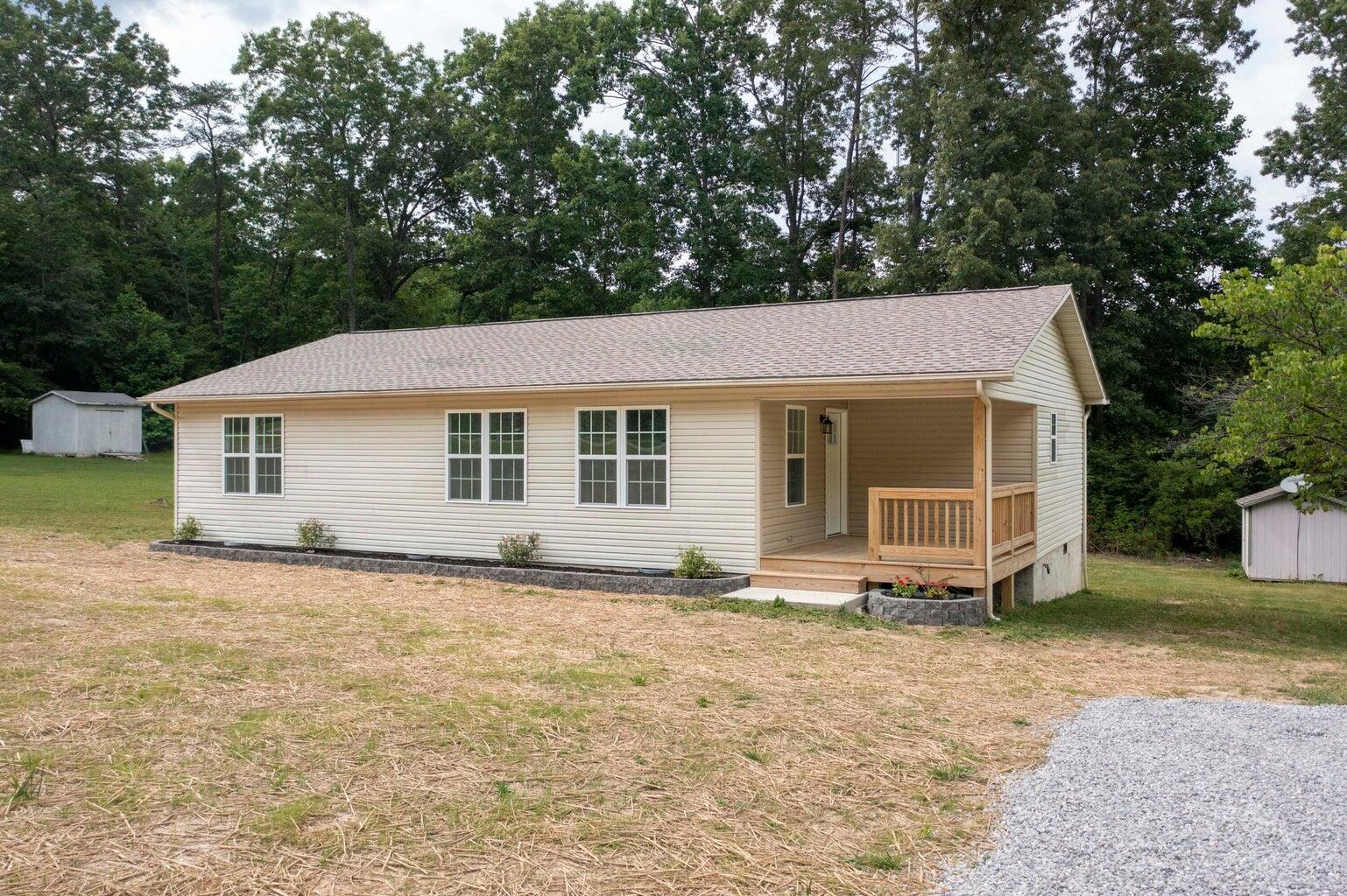 118 Honeysuckle Road Pikeville, TN 37367 - Photo 1 of 34 1