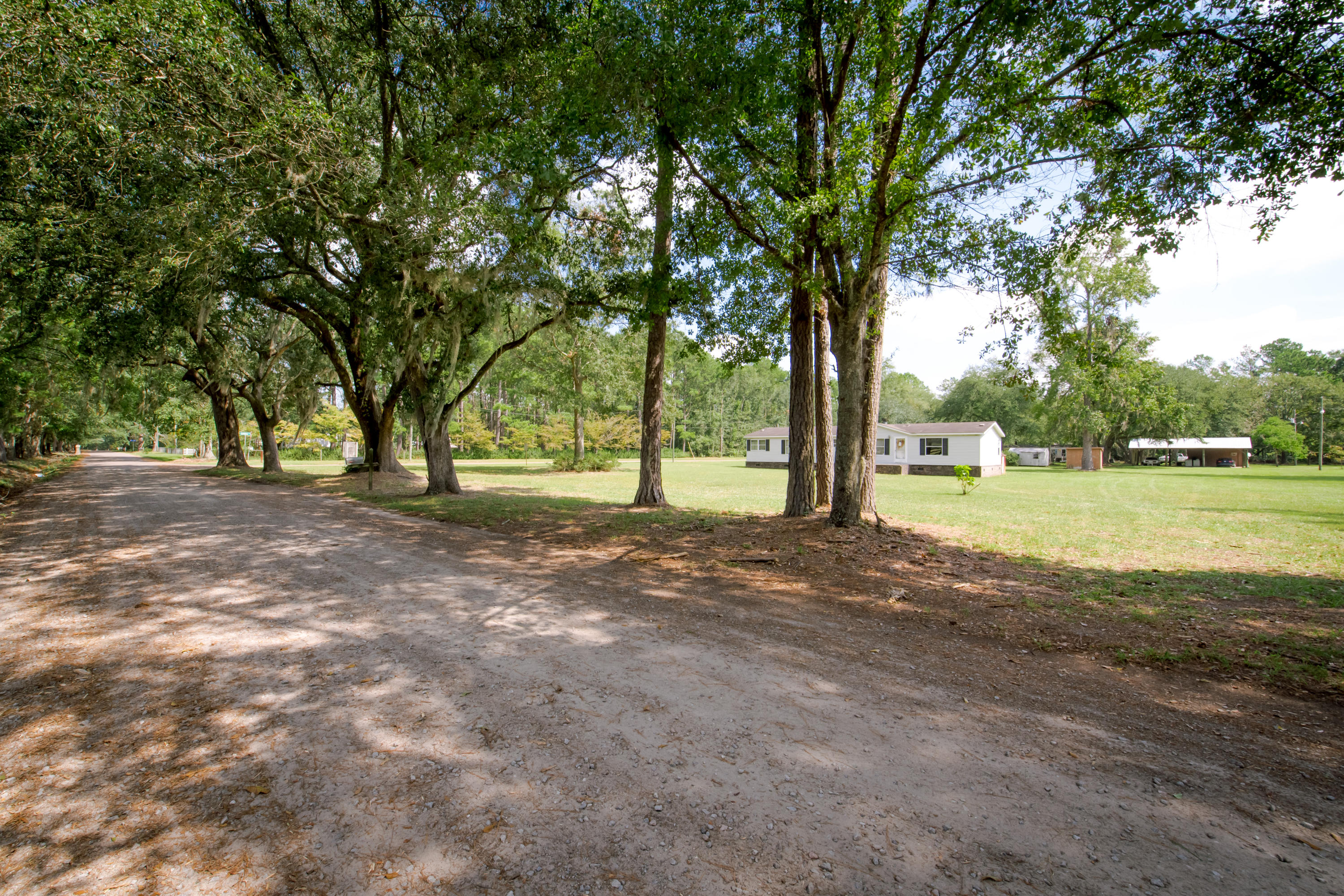 6830 Davis Road Ravenel, SC 29470 - Photo 4 of 46 6830 Davis Rd_High Res-23