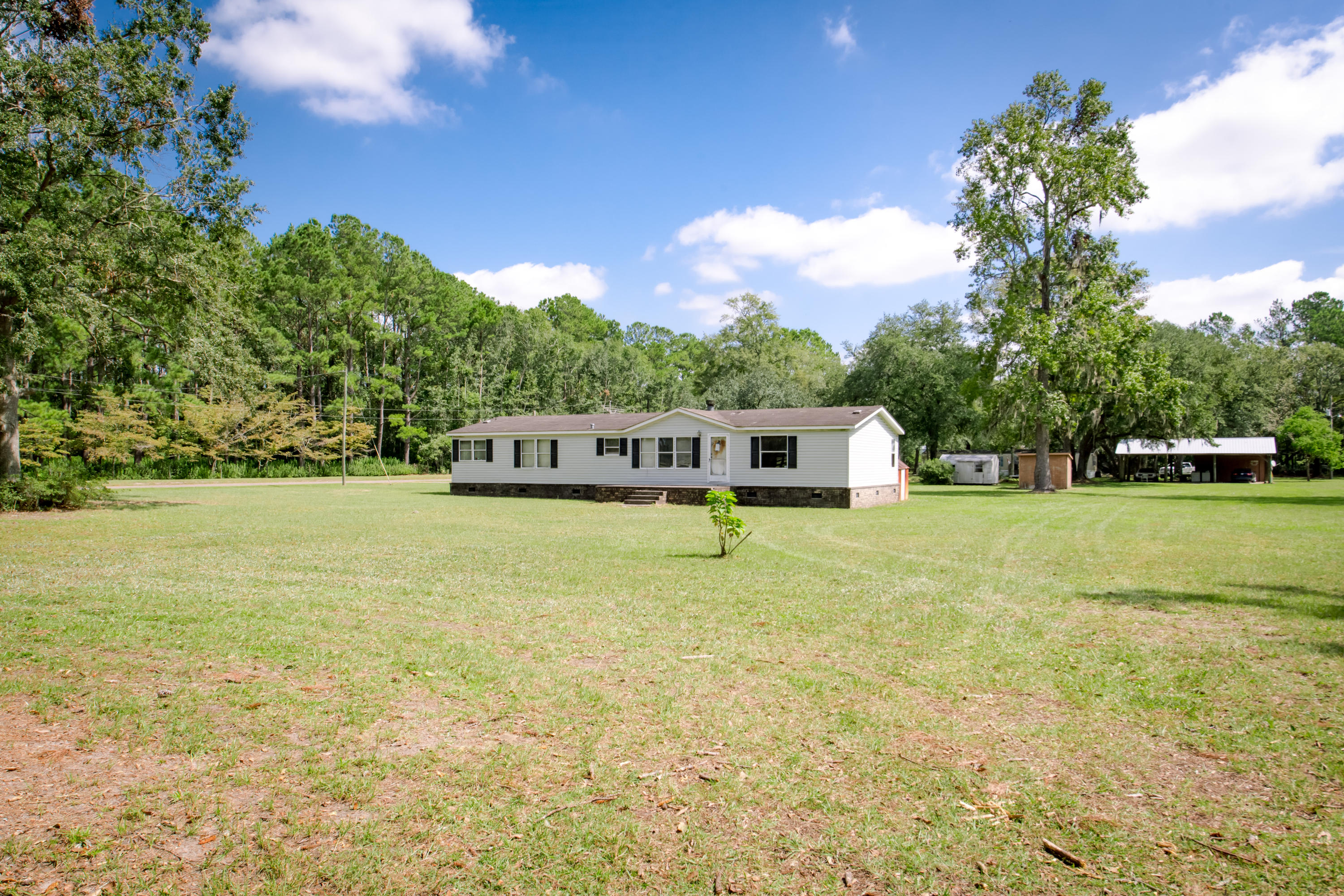 6830 Davis Road Ravenel, SC 29470 - Photo 5 of 46 6830 Davis Rd_High Res-24