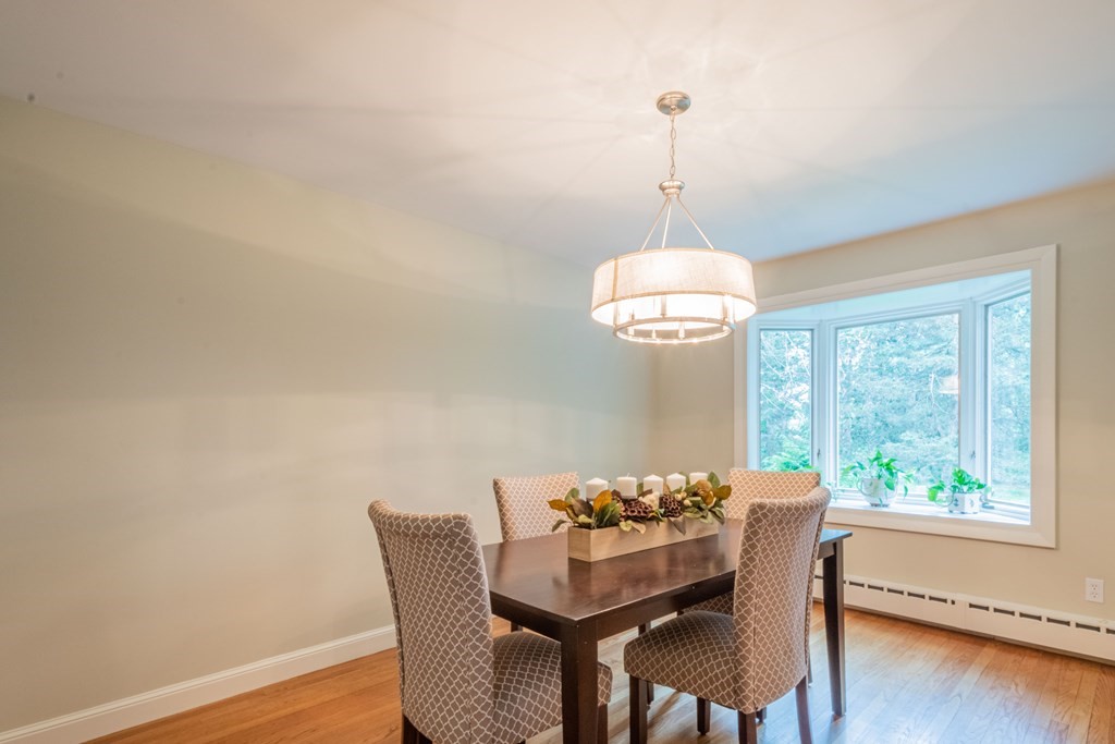 3 MacIntosh Road Bedford, MA 01730 - Photo 7 of 42 Gallery Image 7
