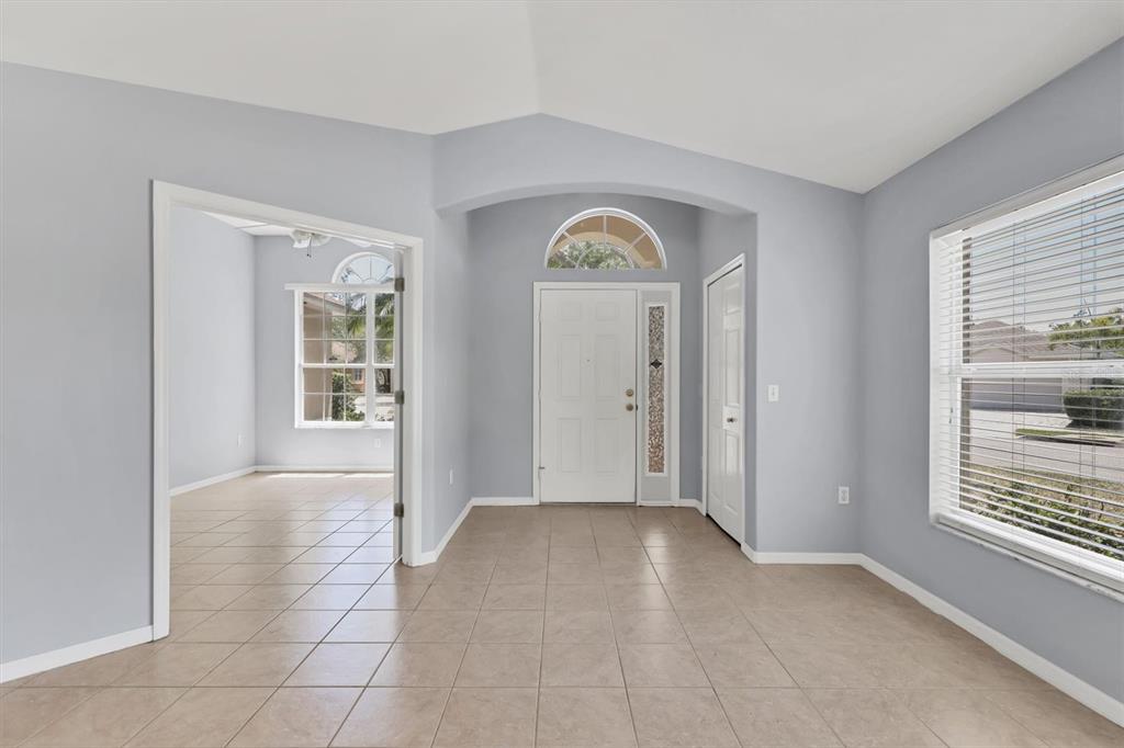 11503 Water Poppy Terrace Lakewood Ranch, FL 34202 - Photo 4 of 46