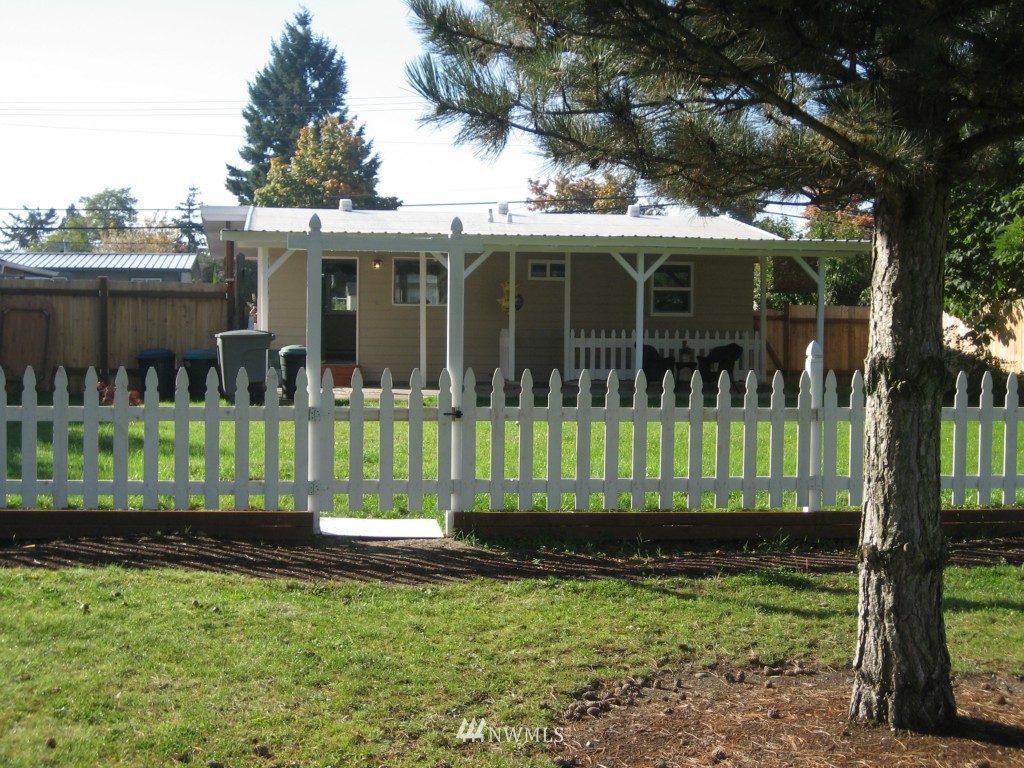 2512 Northeast 7th Street Renton, WA 98056 - Photo 15 of 15