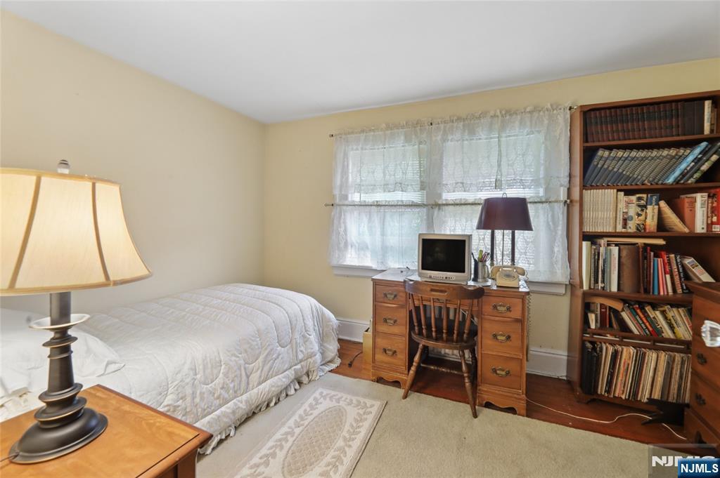 485 River Road New Milford, NJ 07646 - Photo 16 of 26