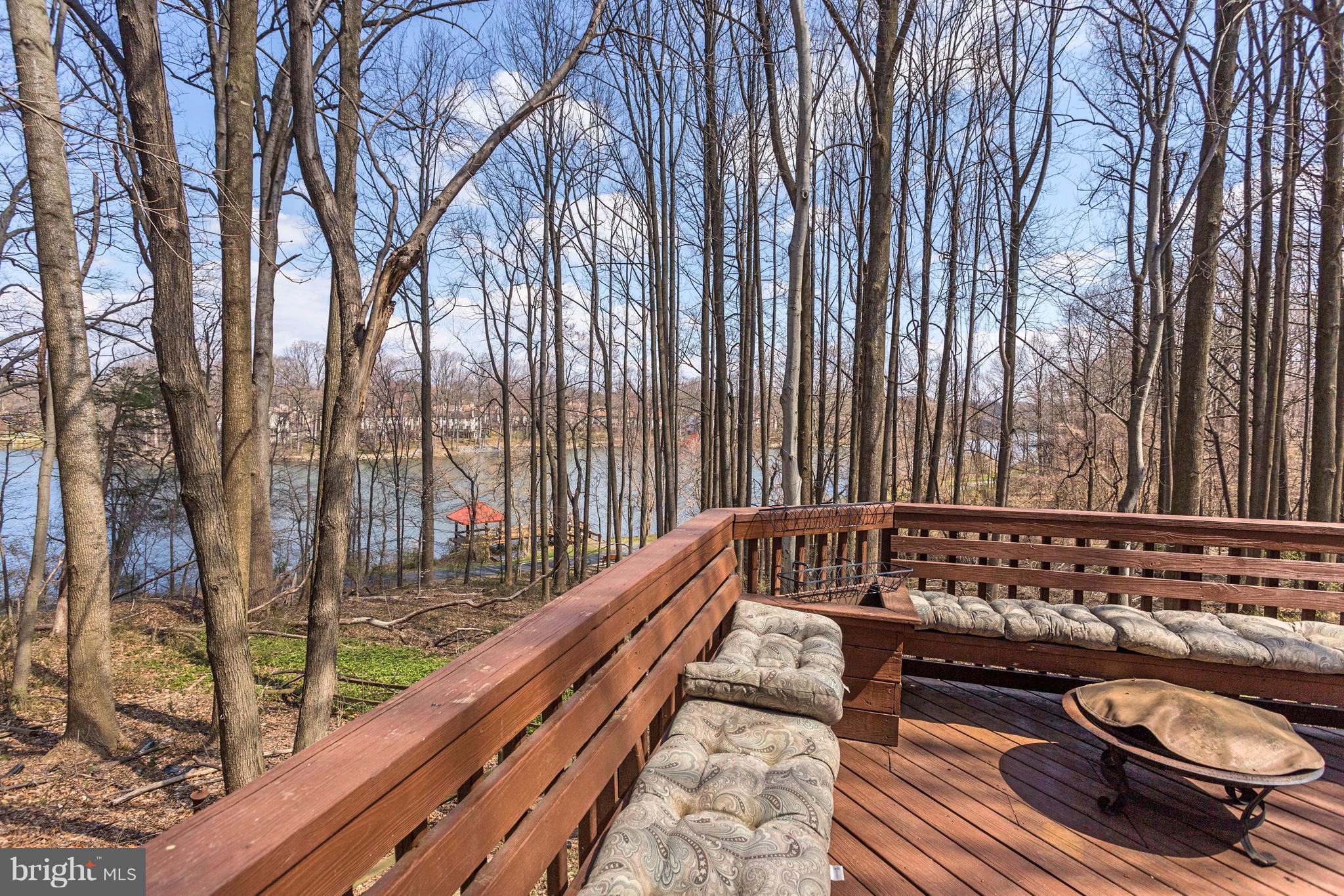 7250 Riding Hood Circle Columbia, MD 21045 - Photo 27 of 30 Back Deck