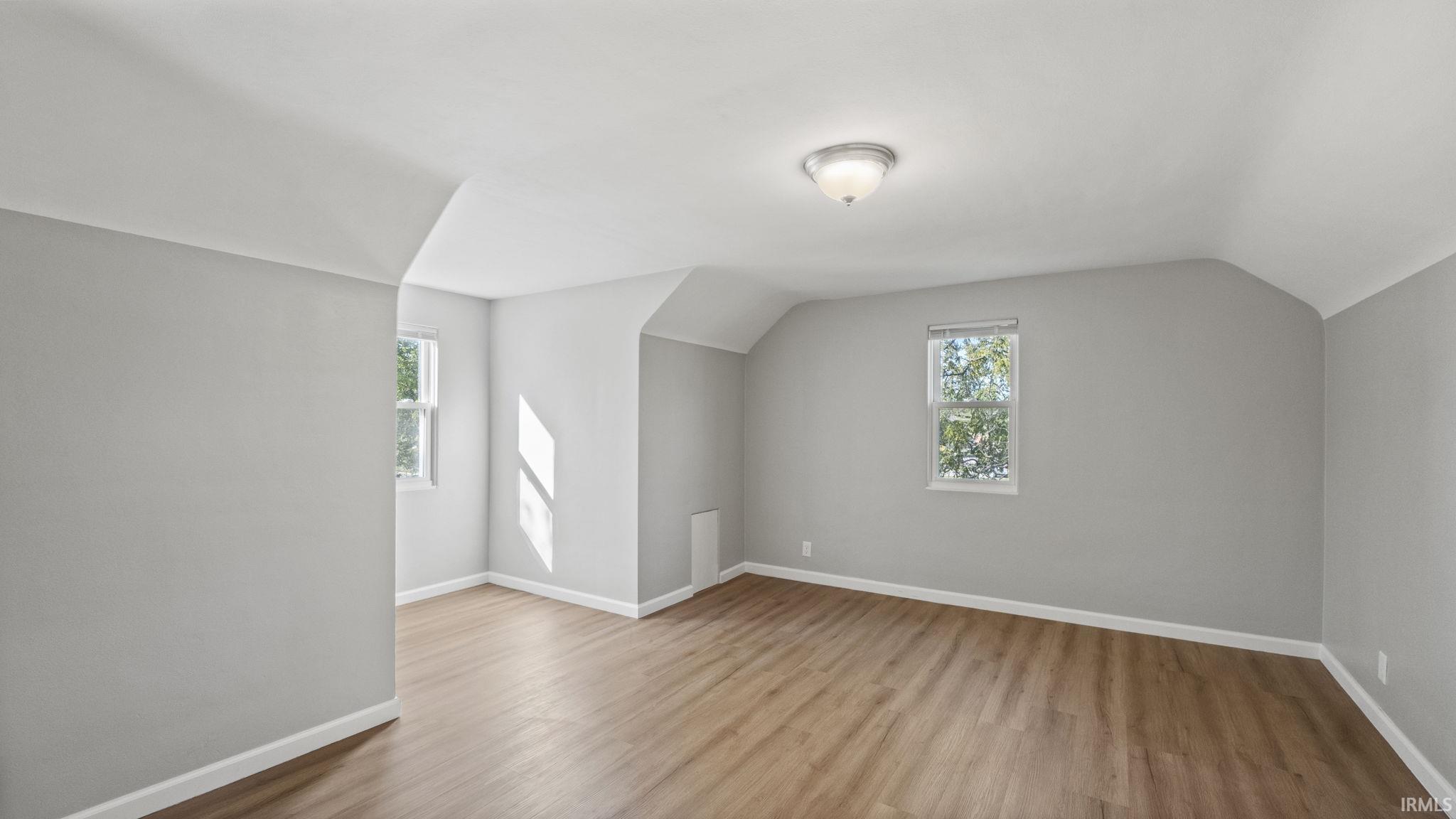 2910 Waynedale Boulevard Fort Wayne, IN 46809 - Photo 19 of 36