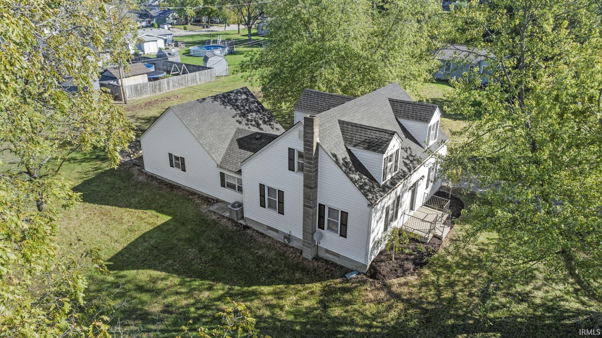 2910 Waynedale Boulevard Fort Wayne, IN 46809 - Photo 2 of 36