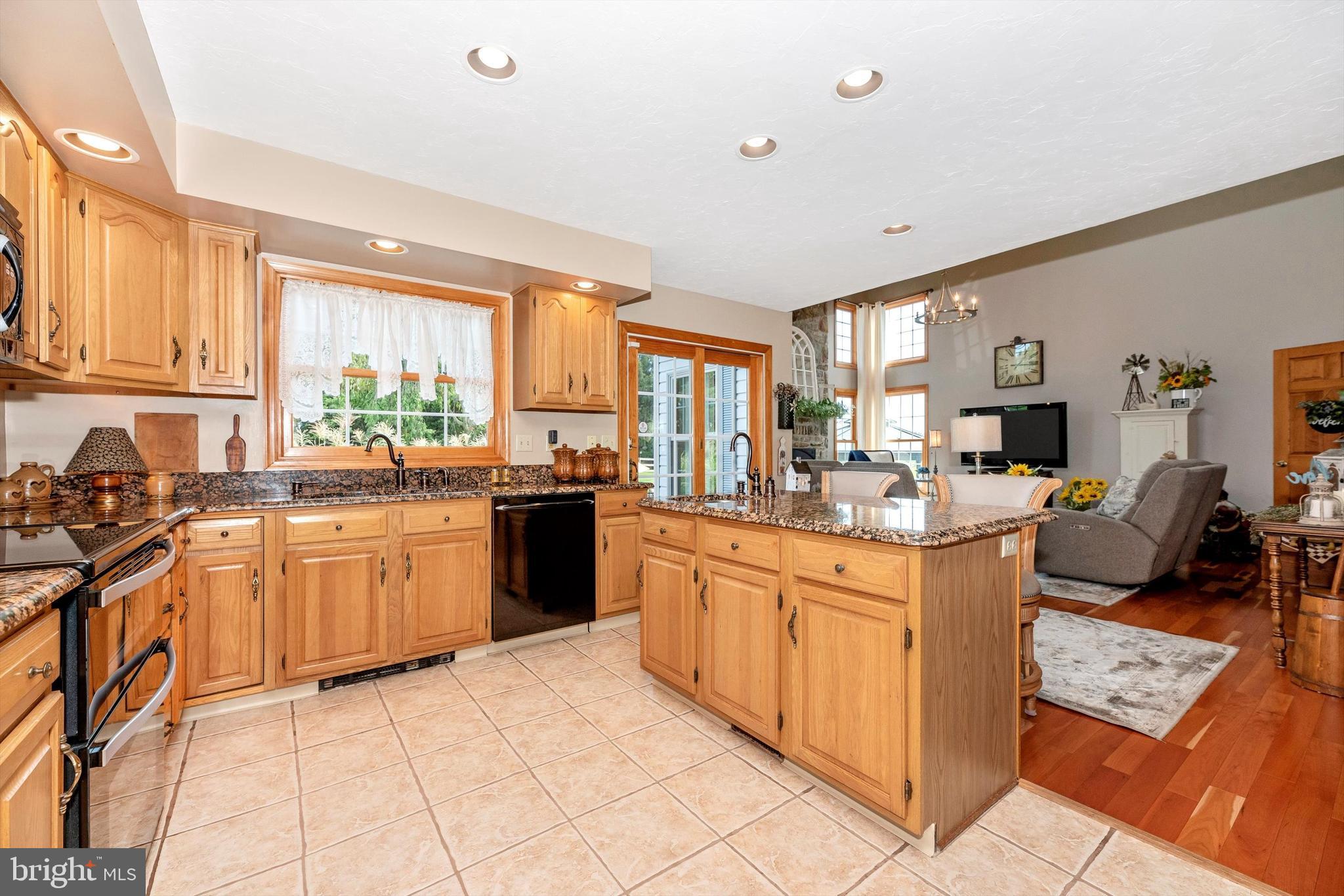 13818 Graceham Road Thurmont, MD 21788 - Photo 22 of 106 Kitchen