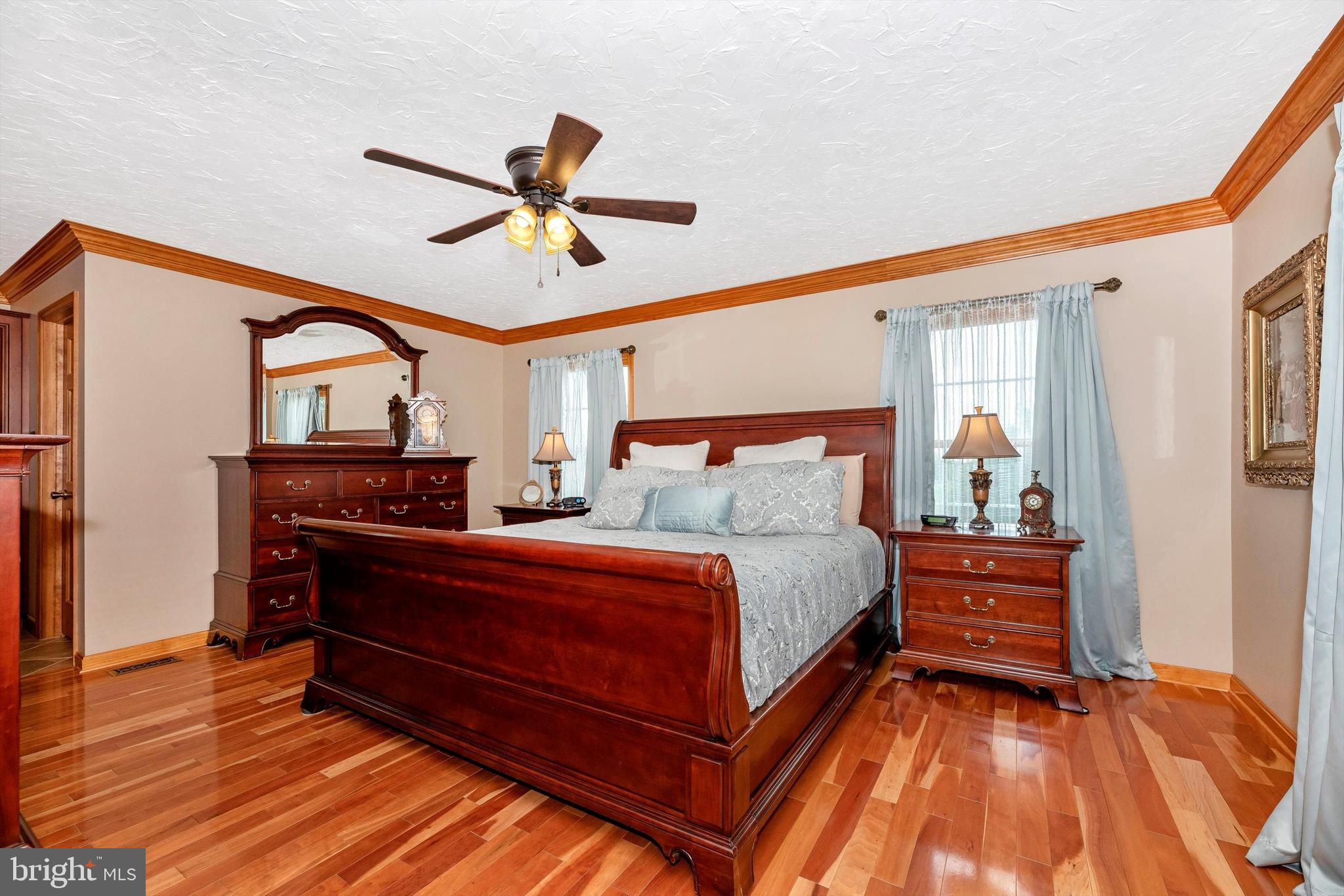 13818 Graceham Road Thurmont, MD 21788 - Photo 28 of 106 Primary bedroom