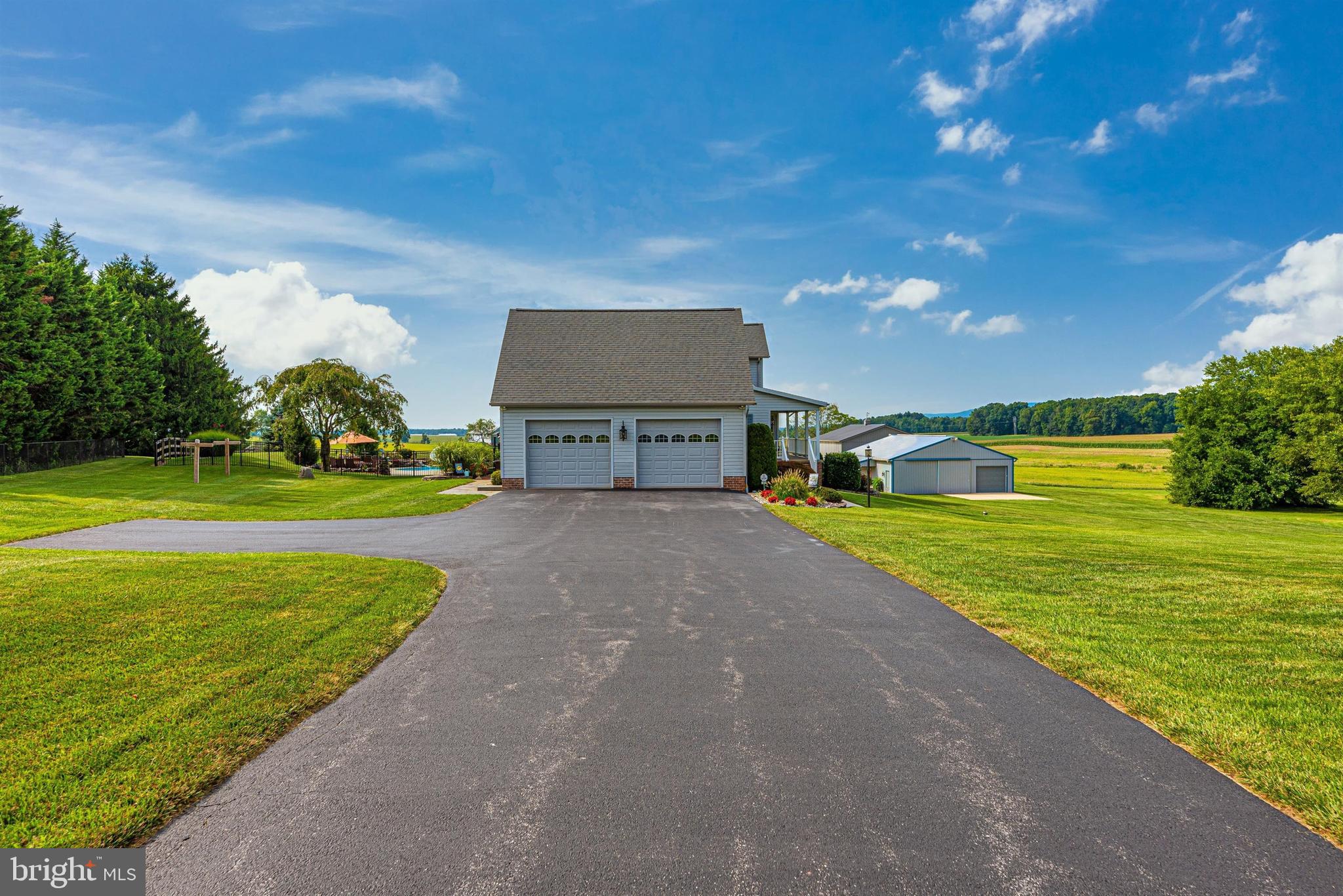 13818 Graceham Road Thurmont, MD 21788 - Photo 46 of 106 Side Exterior