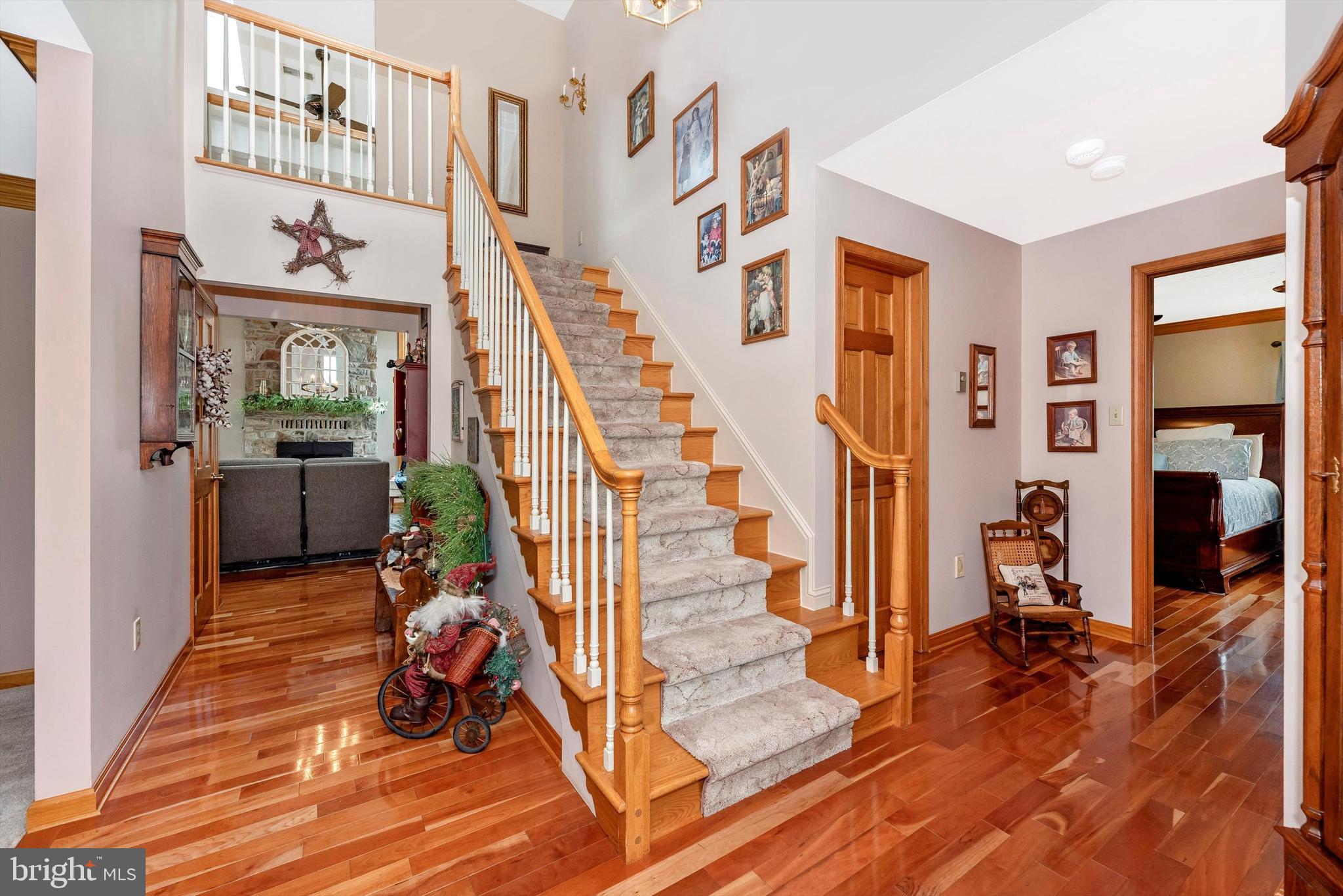13818 Graceham Road Thurmont, MD 21788 - Photo 8 of 106 Foyer
