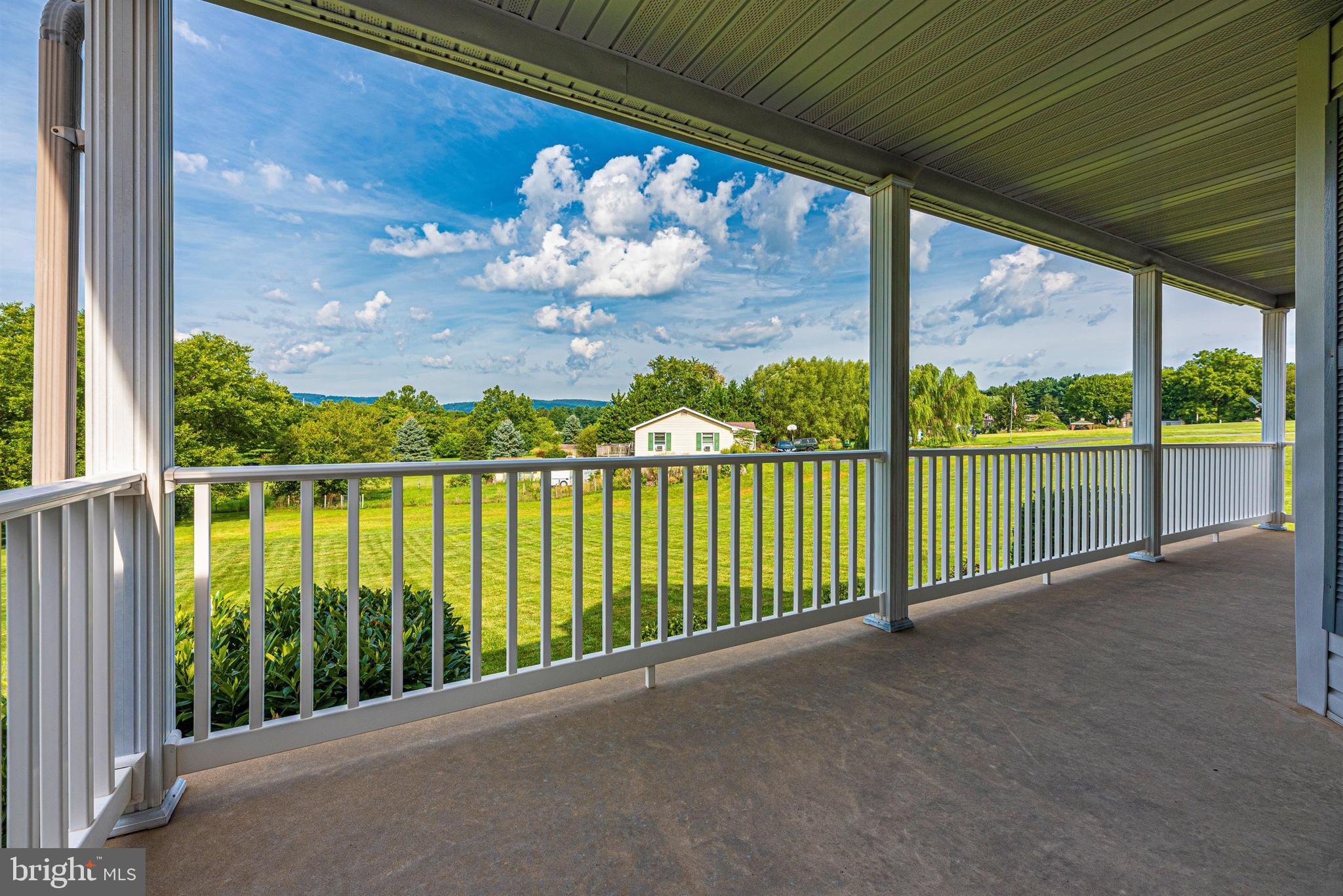 13818 Graceham Road Thurmont, MD 21788 - Photo 71 of 106 Porch View