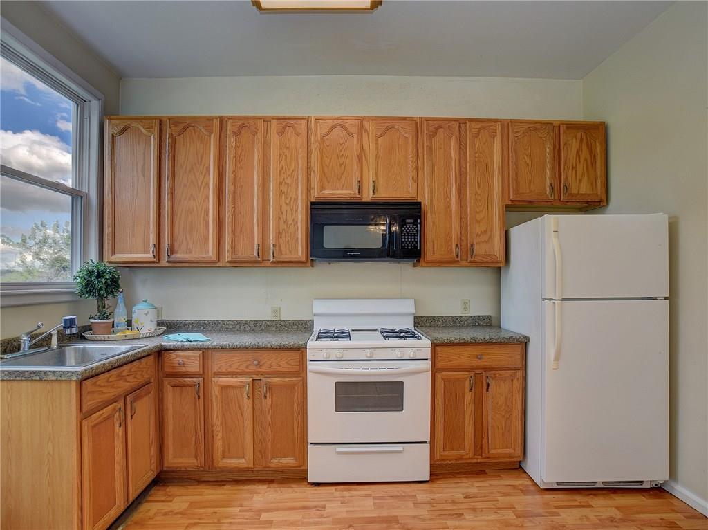 20 Exeter Street Pittsburgh, PA 15217 - Photo 9 of 20 Gallery Image 9