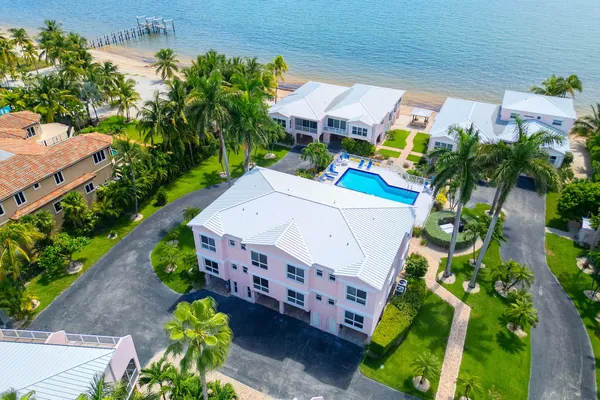 $1,190,000 | 117 Coco Plum Drive, Unit C1, Marathon, FL 33050