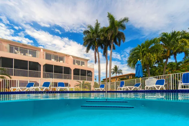 $1,190,000 | 117 Coco Plum Drive, Unit C1, Marathon, FL 33050