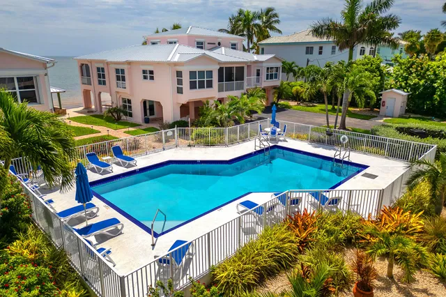 $1,190,000 | 117 Coco Plum Drive, Unit C1, Marathon, FL 33050