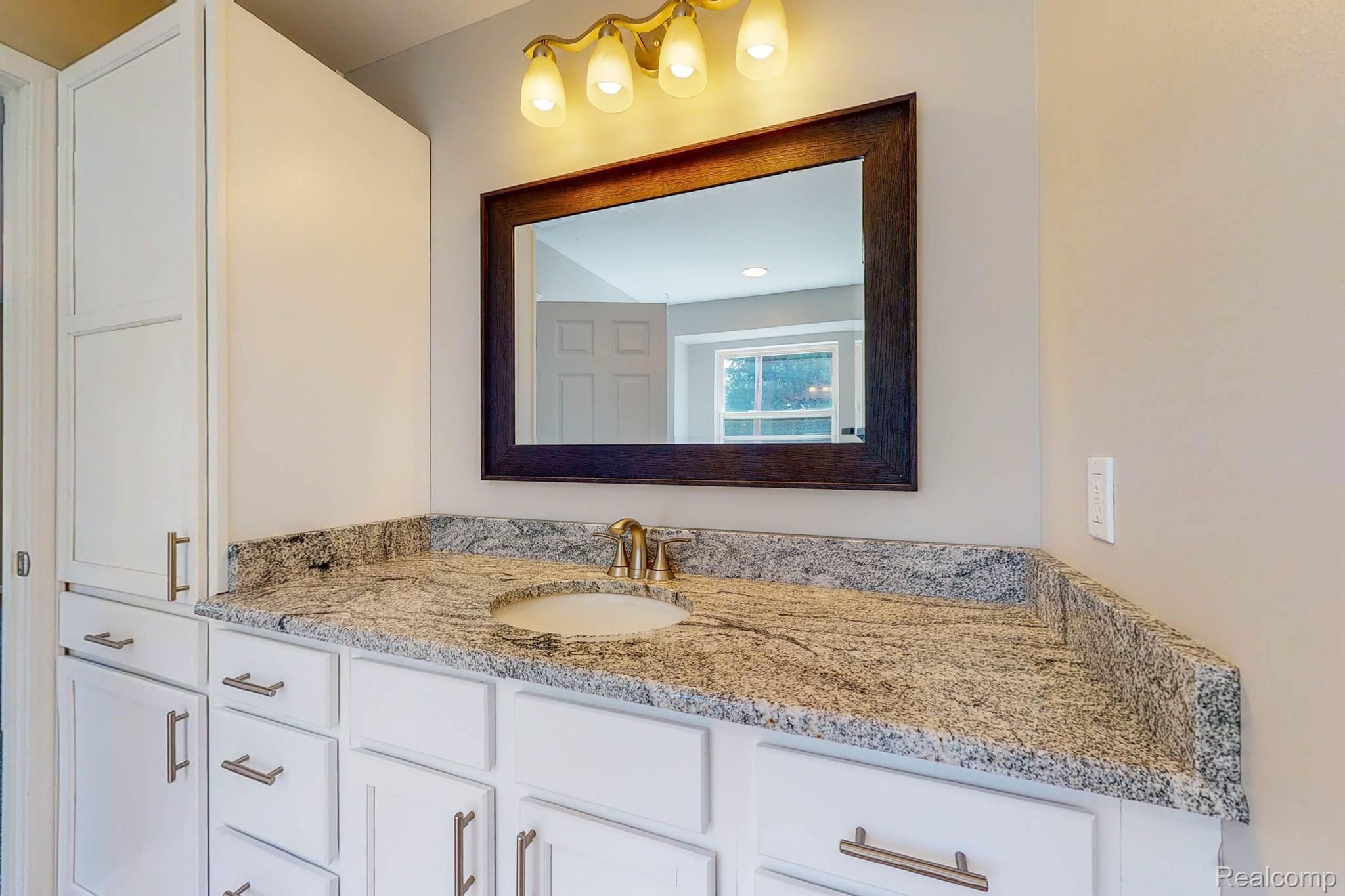 6939 Sanford Road Howell, MI 48855 - Photo 20 of 45 Gallery Image 20