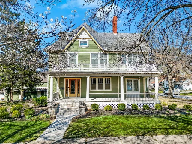 $350,000 | 510 East Chippewa Street, Paola, KS 66071