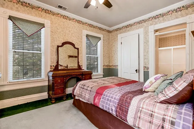 $350,000 | 510 East Chippewa Street, Paola, KS 66071