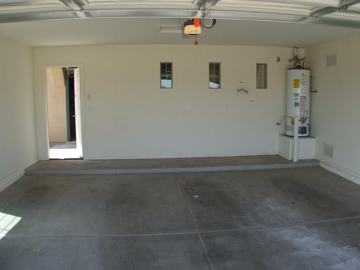 15324 West Charter Oak Road Surprise, AZ 85379 - Photo 20 of 20 GARAGE