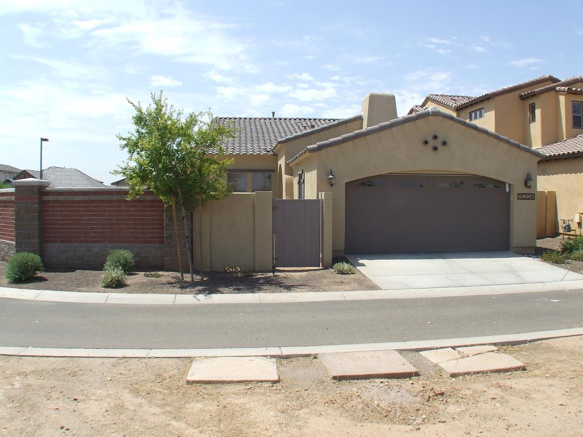 15324 West Charter Oak Road Surprise, AZ 85379 - Photo 2 of 20 GARAGE