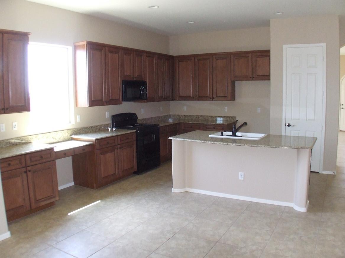 15324 West Charter Oak Road Surprise, AZ 85379 - Photo 8 of 20 KITCHEN