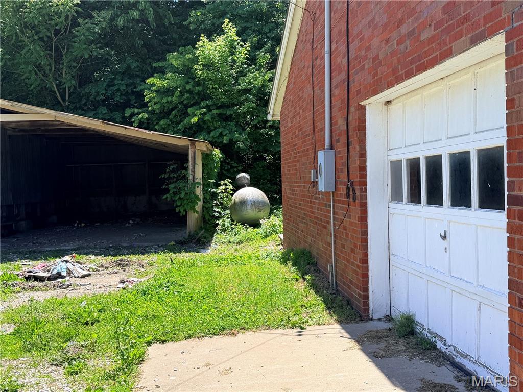 303 West Main Street Hardin, IL 62047 - Photo 3 of 8