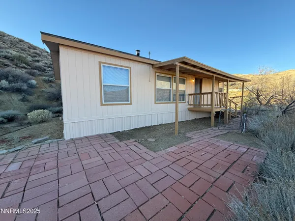 $294,900 | 1166 Slate Road, Topaz Ranch Estates, NV 89444