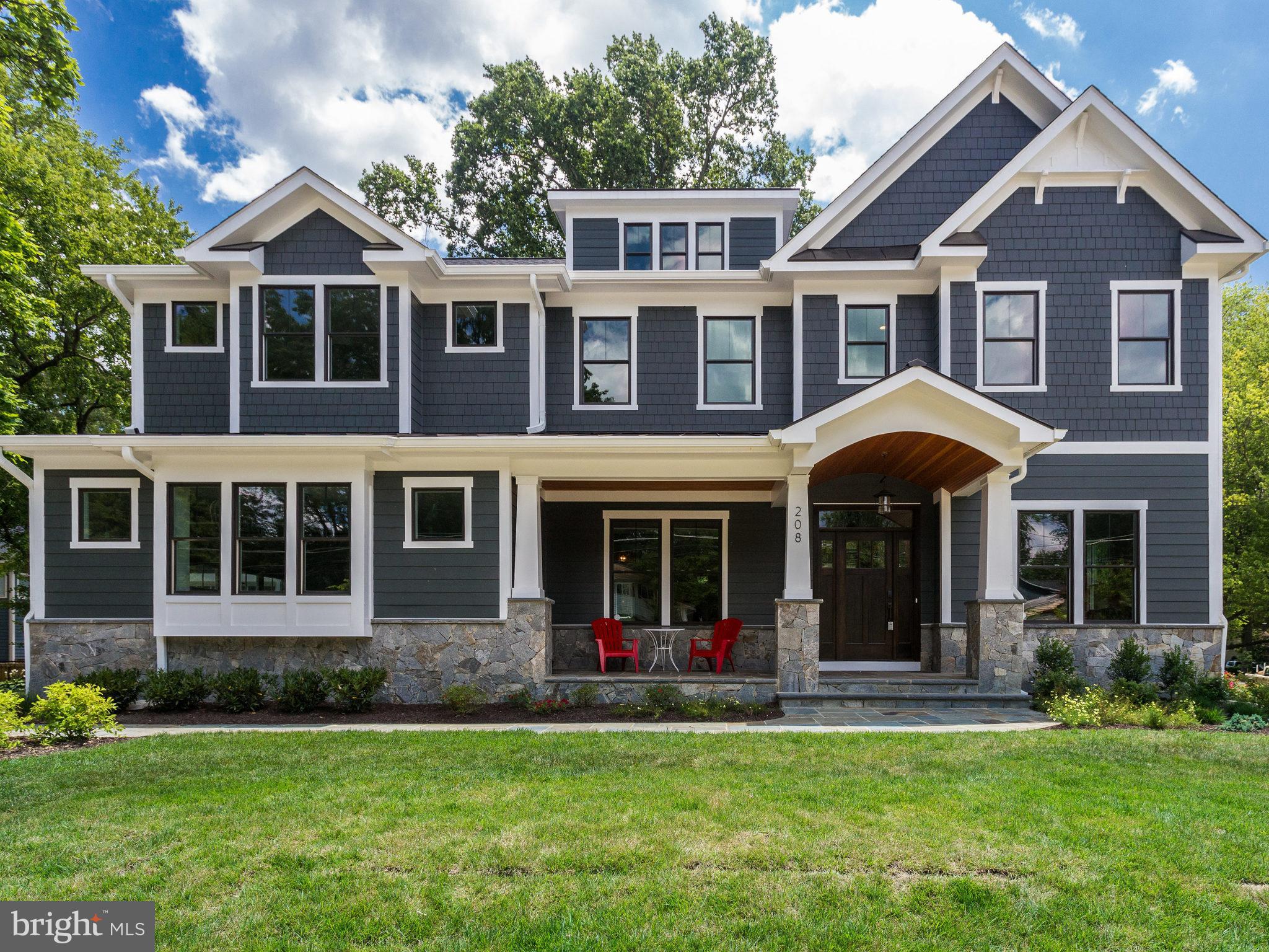 208 Tapawingo Road Southwest Vienna, VA 22180 - Photo 1 of 29 Exterior (Front)