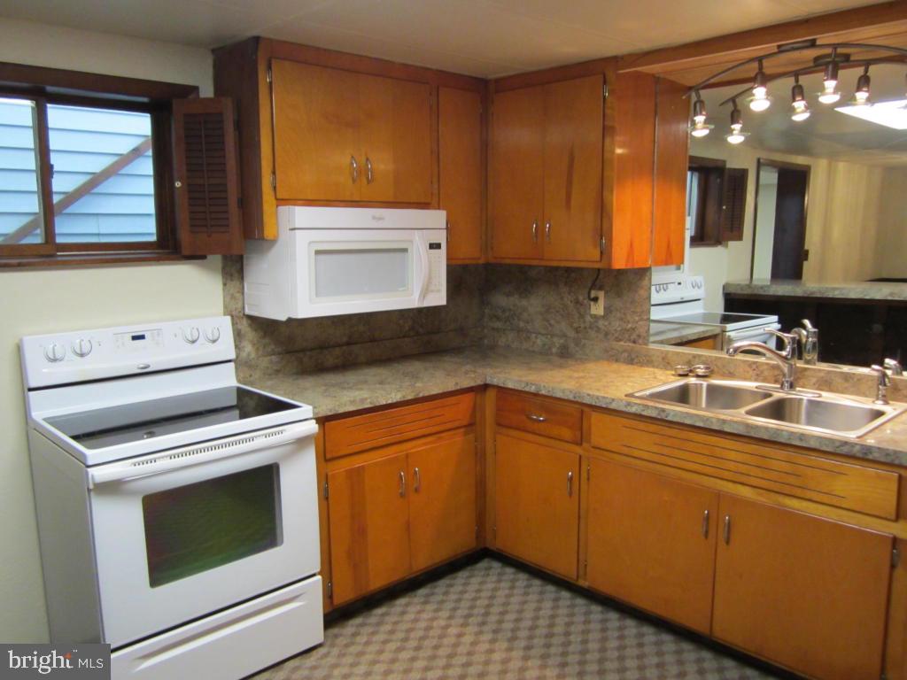 3630 Colebrook Road Elizabethtown, PA 17022 - Photo 18 of 48 Gallery Image 18