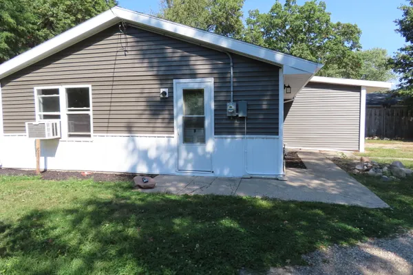 $184,900 | 70293 Sheridan Drive, Edwardsburg, MI 49112
