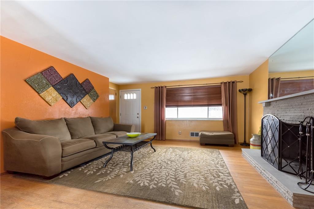 1739 Elderslee Road Baldwin, PA 15227 - Photo 15 of 24 Gallery Image 15