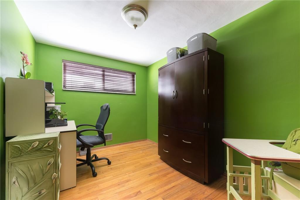 1739 Elderslee Road Baldwin, PA 15227 - Photo 18 of 24 Gallery Image 18