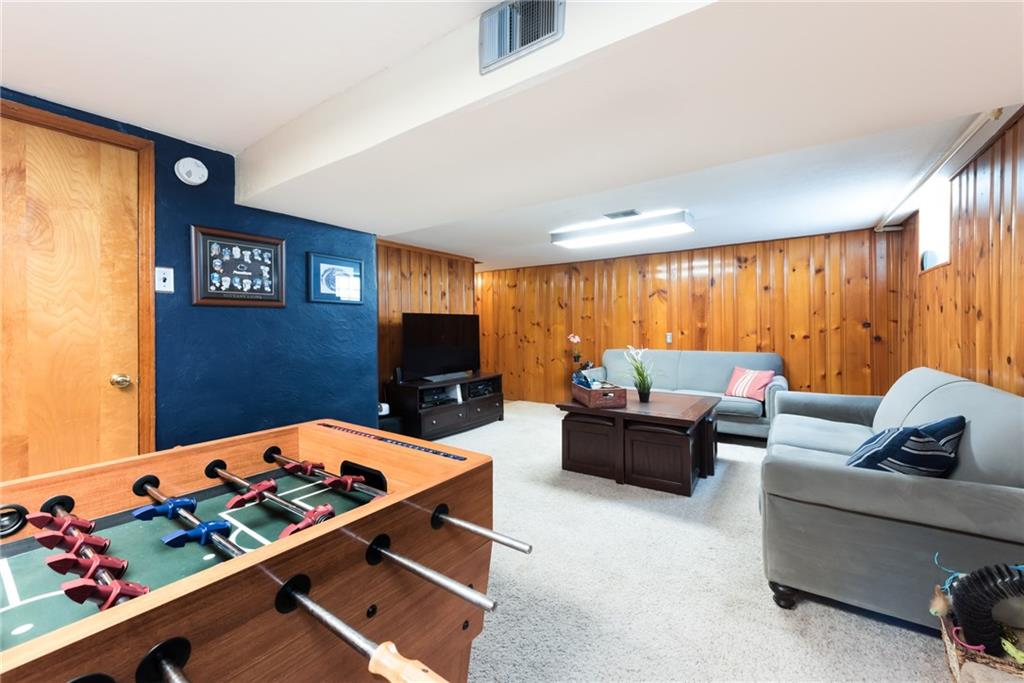 1739 Elderslee Road Baldwin, PA 15227 - Photo 21 of 24 Gallery Image 21