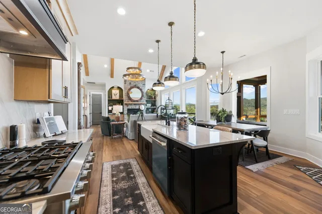 $1,195,000 | 115 Bramshaw Court, Young Harris, GA 30582