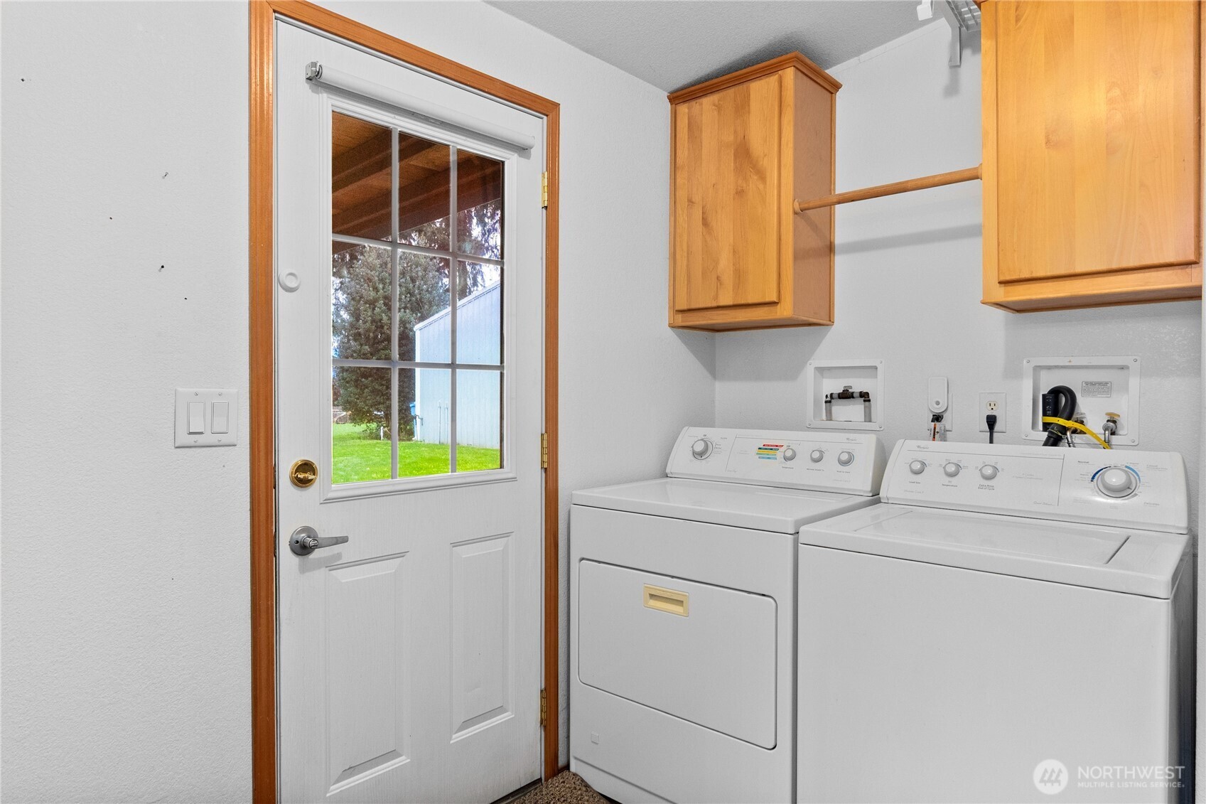 18437 Elderberry Street Southwest Rochester, WA 98579 - Photo 13 of 38