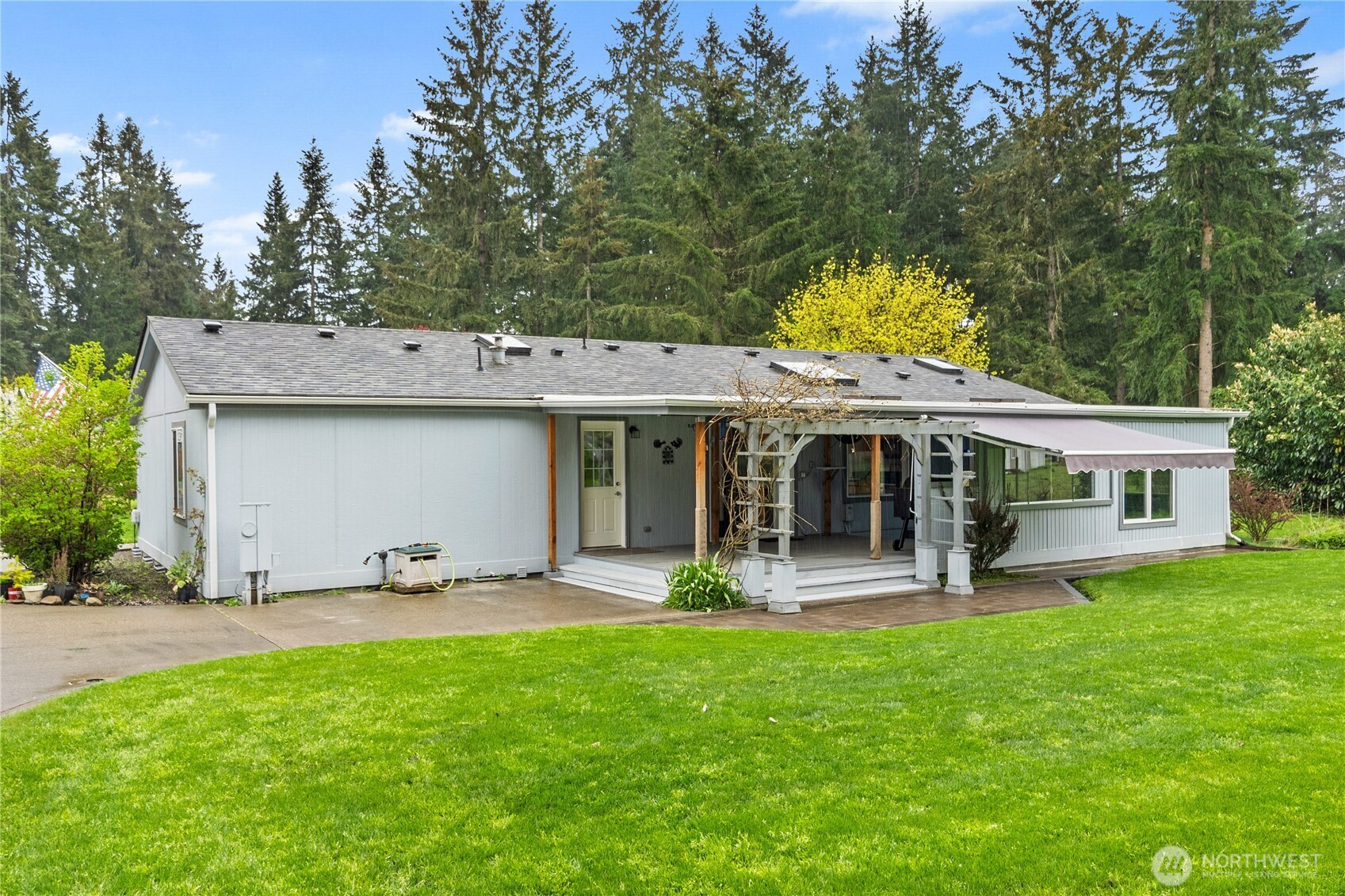 18437 Elderberry Street Southwest Rochester, WA 98579 - Photo 29 of 38 Gallery Image 29