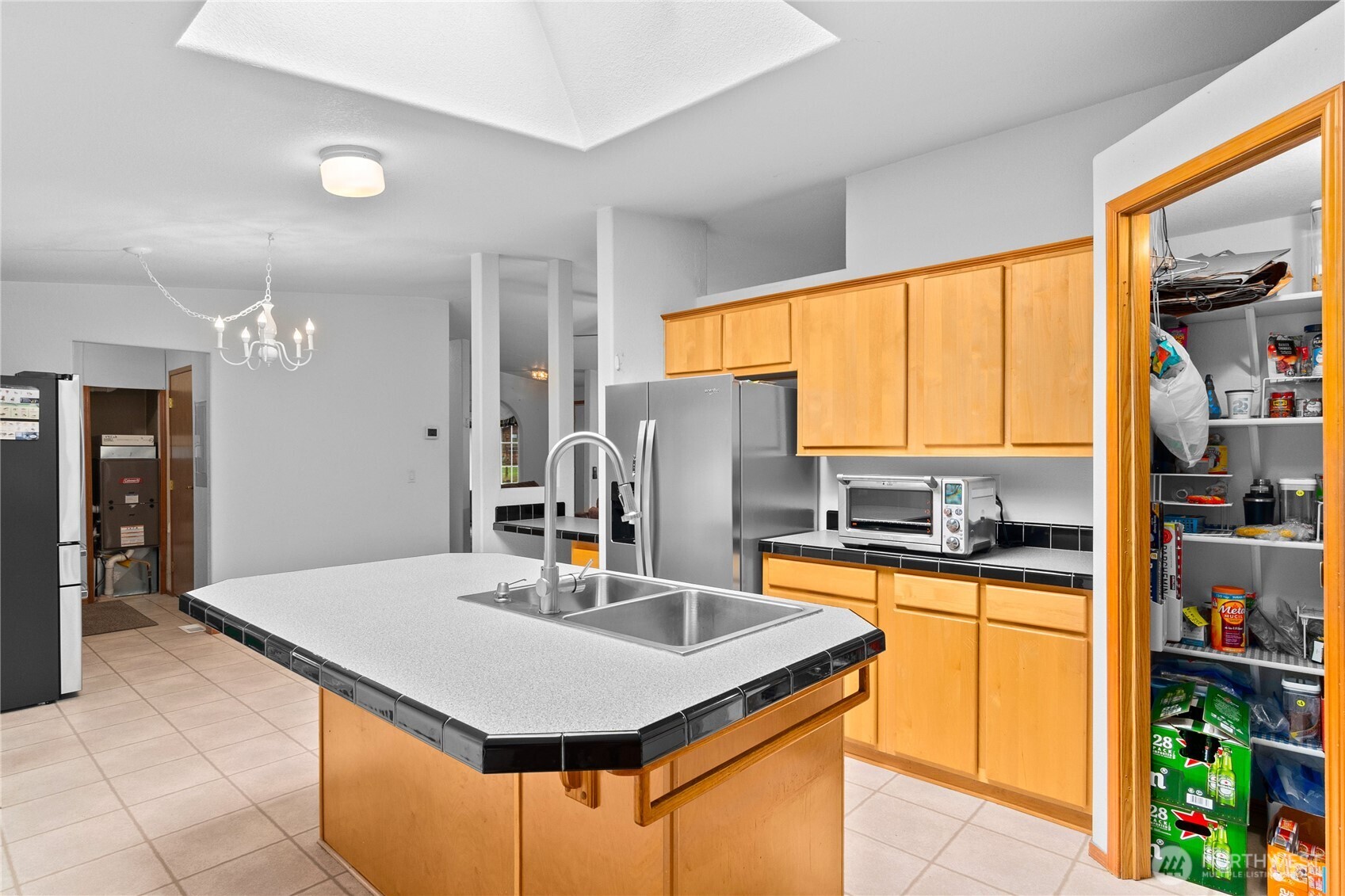 18437 Elderberry Street Southwest Rochester, WA 98579 - Photo 9 of 38