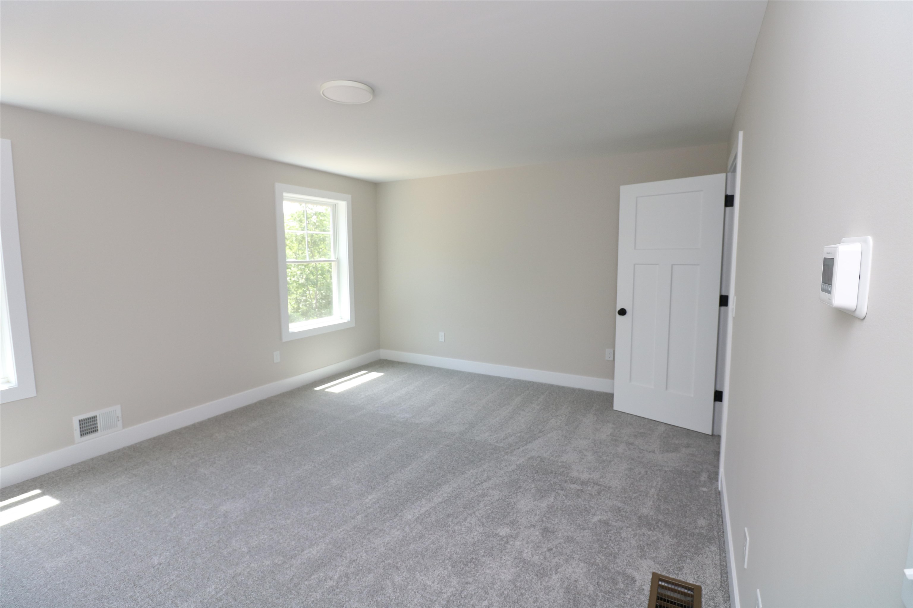 211 West Mill Pond Road, Unit 3 Nottingham, NH 03290 - Photo 26 of 32