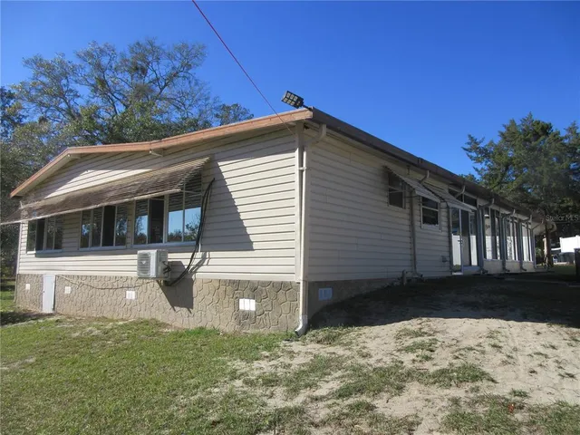 $164,000 | 1605 Southeast 160th Court, Ocklawaha, FL 32179