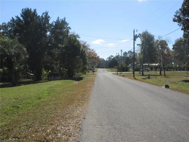 $164,000 | 1605 Southeast 160th Court, Ocklawaha, FL 32179