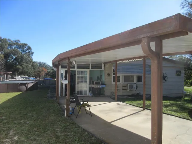 $164,000 | 1605 Southeast 160th Court, Ocklawaha, FL 32179