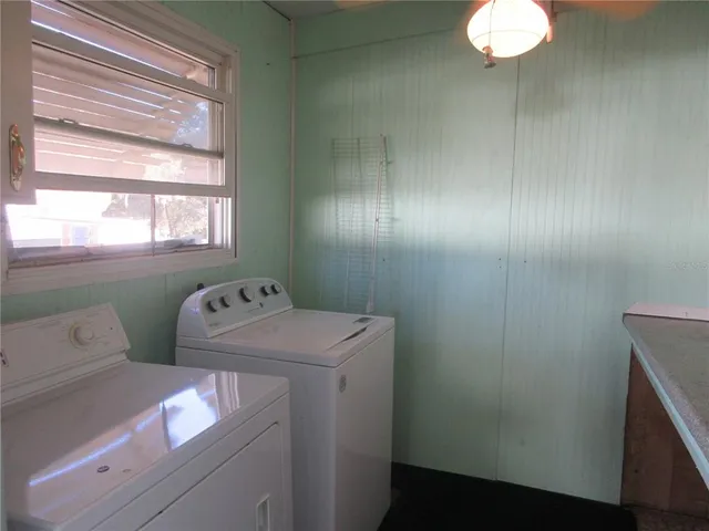 $164,000 | 1605 Southeast 160th Court, Ocklawaha, FL 32179