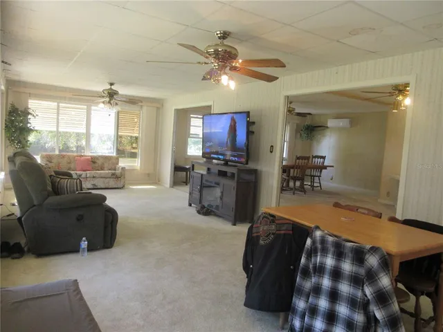 $164,000 | 1605 Southeast 160th Court, Ocklawaha, FL 32179