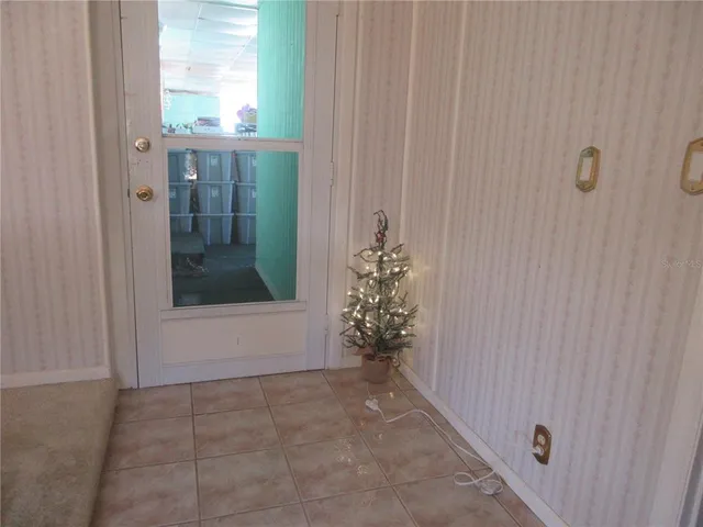 $164,000 | 1605 Southeast 160th Court, Ocklawaha, FL 32179