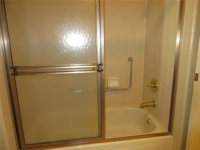 $164,000 | 1605 Southeast 160th Court, Ocklawaha, FL 32179