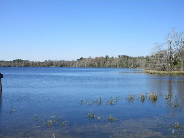 $164,000 | 1605 Southeast 160th Court, Ocklawaha, FL 32179