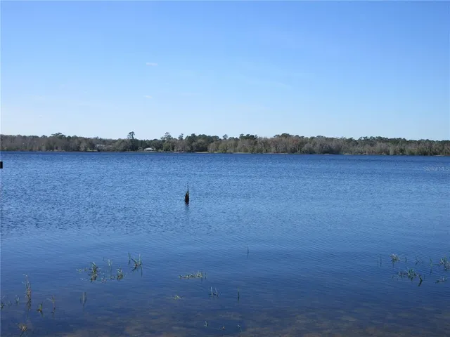 $164,000 | 1605 Southeast 160th Court, Ocklawaha, FL 32179