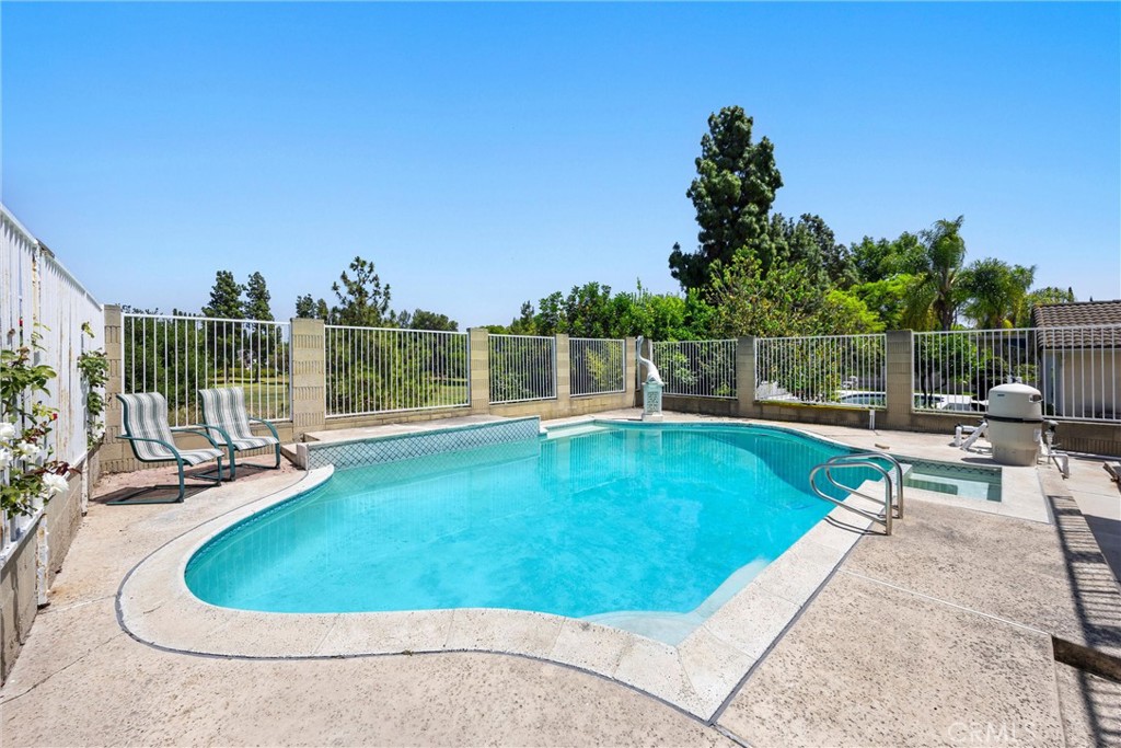 2132 Camino Rey Fullerton, CA 92833 - Photo 13 of 60