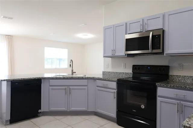 $2,700 | 2164 Carriage Pointe Loop, Apopka, FL 32712